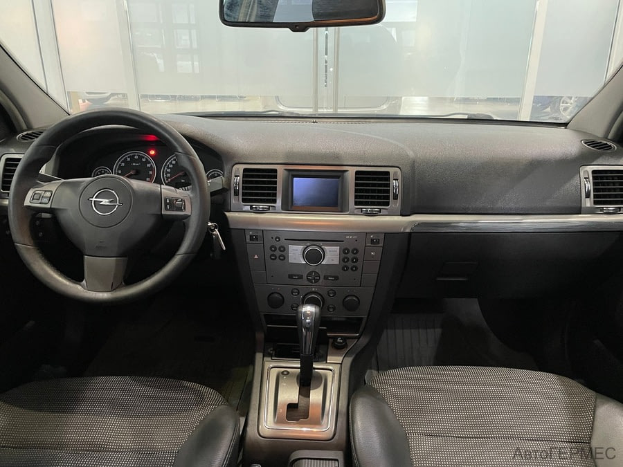 Фото Opel Vectra C Рестайлинг с пробегом | №5