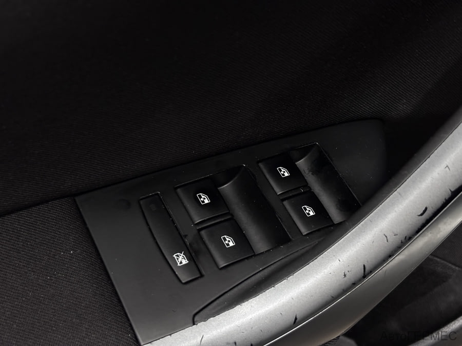 Фото Opel Astra J Рестайлинг с пробегом | №8