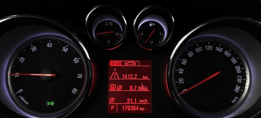 Фото Opel Astra J Рестайлинг с пробегом | №6