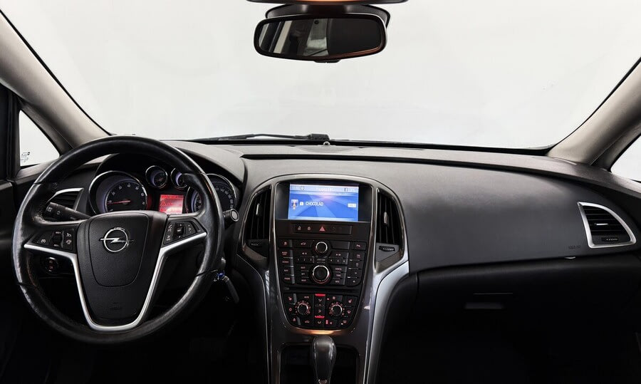 Фото Opel Astra J Рестайлинг с пробегом | №5