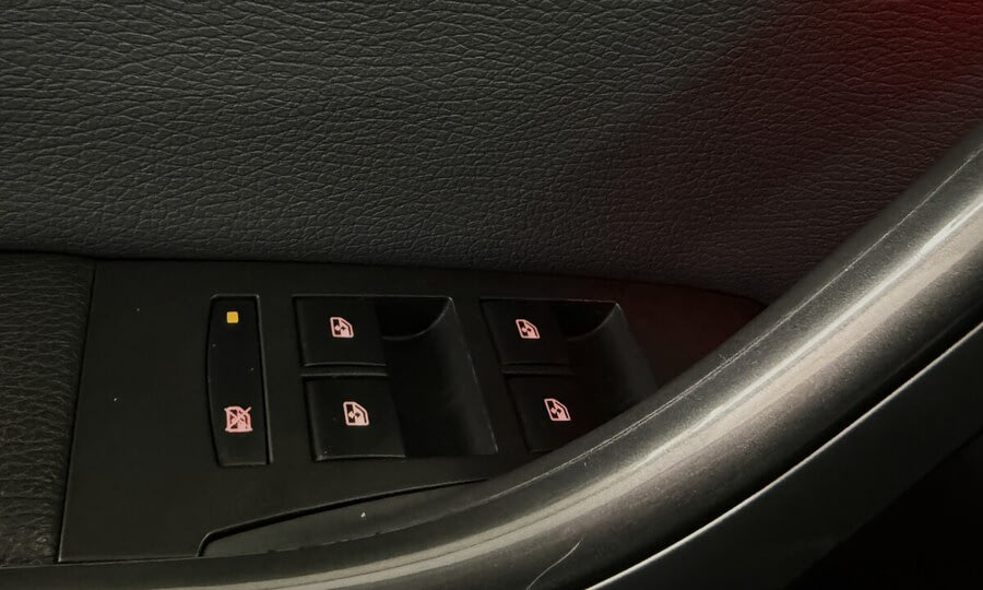 Фото Opel Astra J Рестайлинг с пробегом | №9