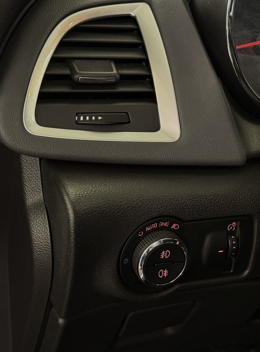 Фото Opel Astra J Рестайлинг с пробегом | №8