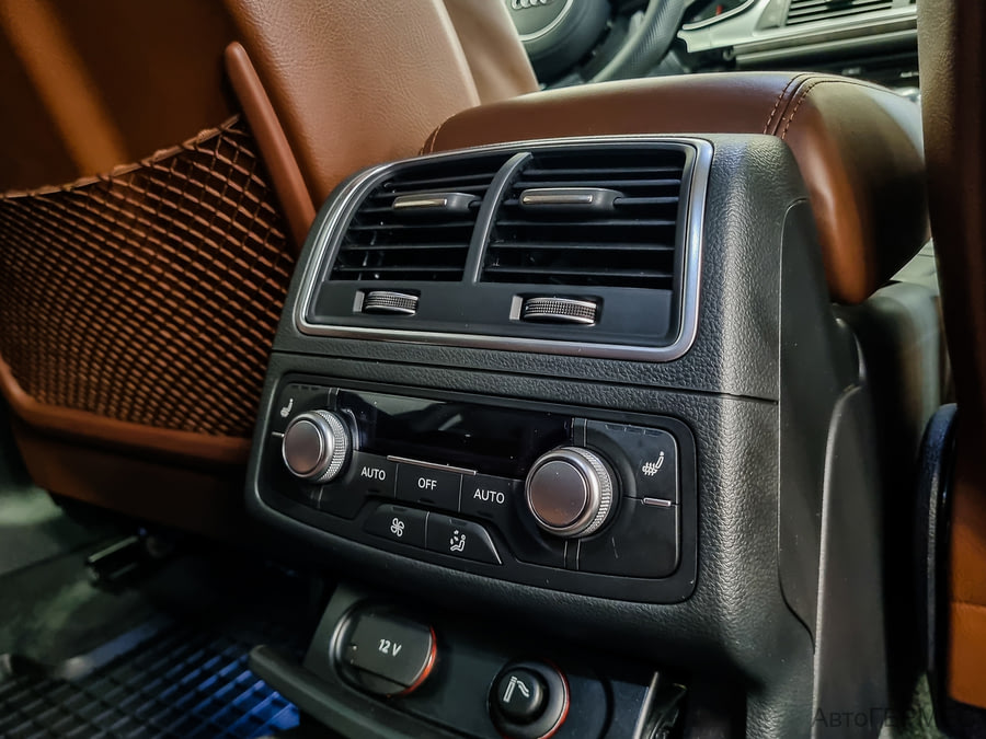 Фото Audi A6 IV (C7) Рестайлинг с пробегом | №16