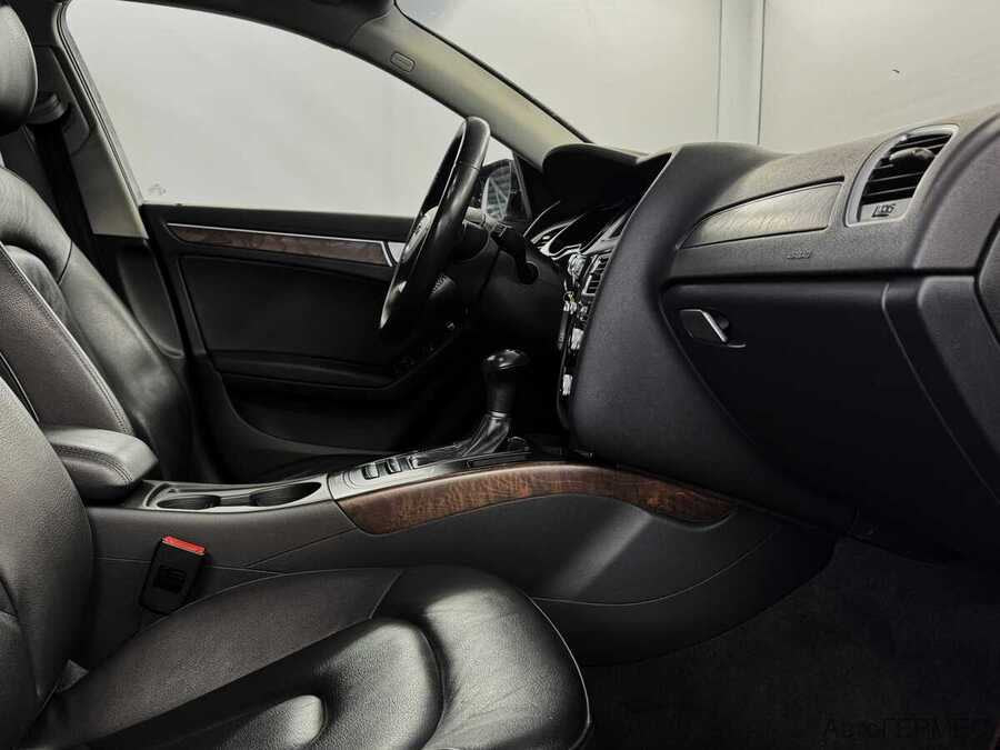 Фото Audi A4 IV (B8) Рестайлинг с пробегом | №11