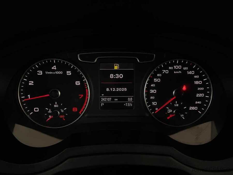 Фото Audi Q3 I (8U) с пробегом | №6 Фото Audi Q3 I (8U) с пробегом | №6