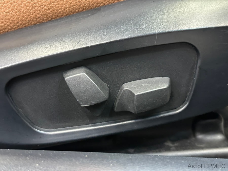 Фото BMW 3 Серия V (E90/E91/E92/E93) Рестайлинг с пробегом | №11