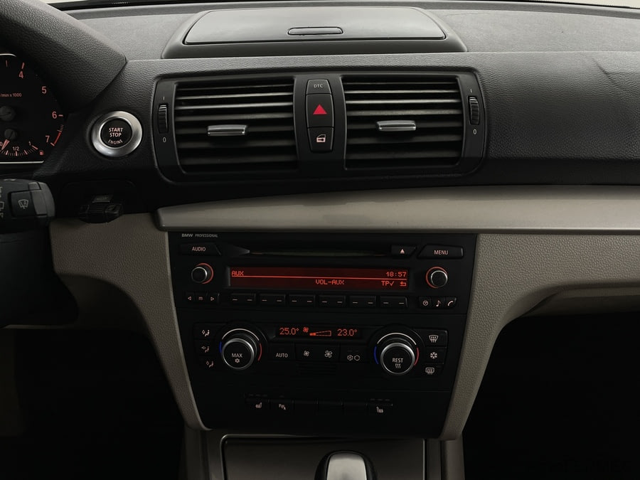 Фото BMW 1 Серия I (E81/E82/E87/E88) Рестайлинг с пробегом | №7 Фото BMW 1 Серия I (E81/E82/E87/E88) Рестайлинг с пробегом | №7