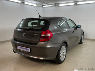 Фото BMW 1 Серия I (E81/E82/E87/E88) Рестайлинг с пробегом Фото BMW 1 Серия I (E81/E82/E87/E88) Рестайлинг с пробегом