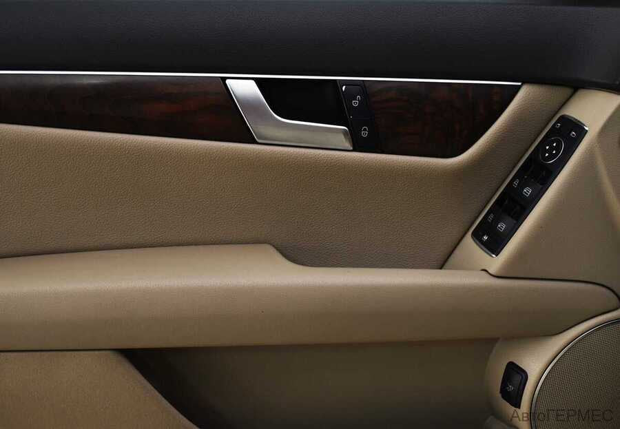 Фото Mercedes-Benz C-KLASSE с пробегом | №10