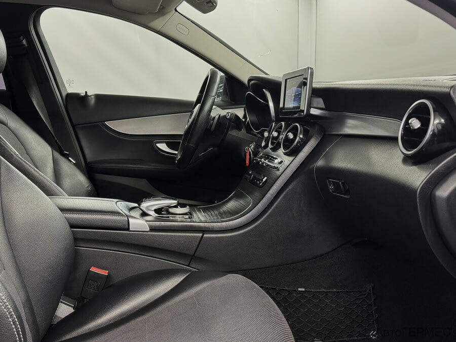 Фото Mercedes-Benz C-KLASSE с пробегом | №14 Фото Mercedes-Benz C-KLASSE с пробегом | №14