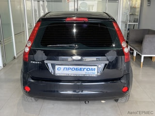 Фото Ford Fiesta MK5 с пробегом Фото Ford Fiesta MK5 с пробегом