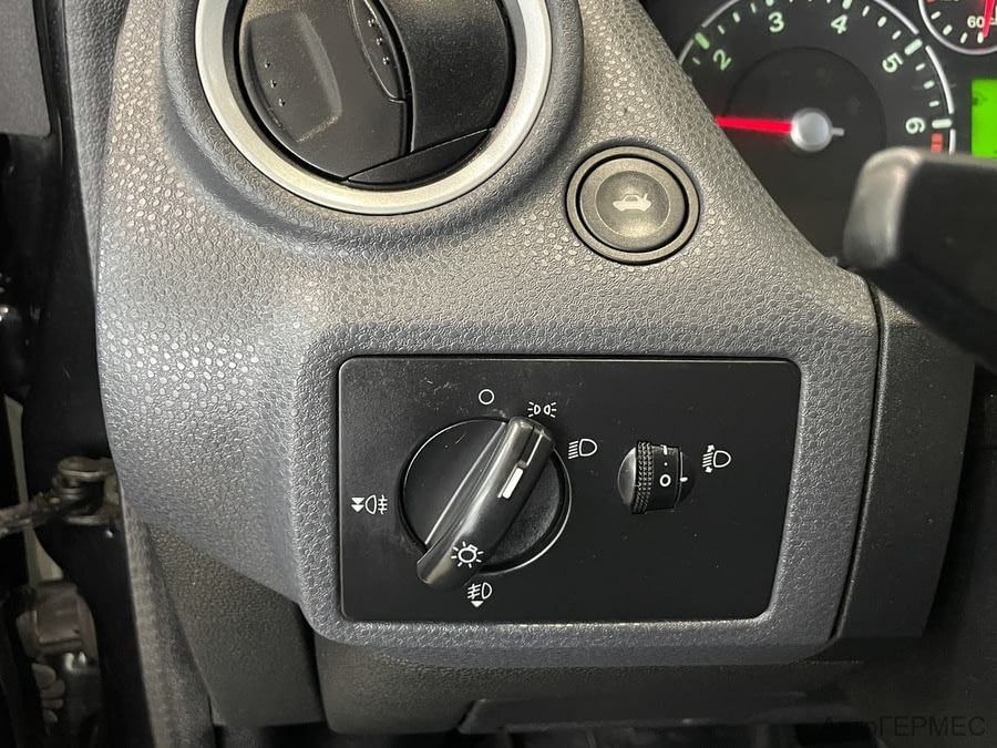 Фото Ford Fiesta MK5 с пробегом | №9