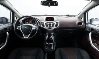 Фото Ford Fiesta MK6 с пробегом