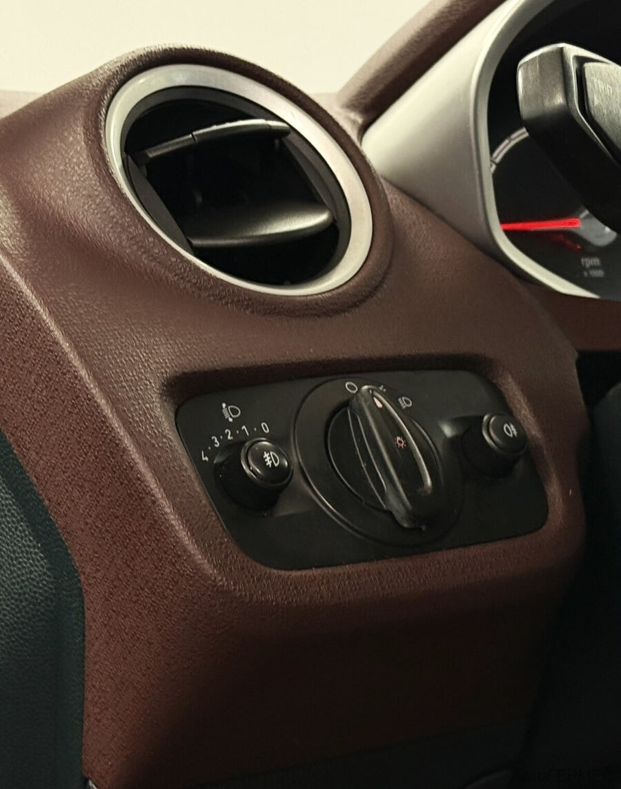 Фото Ford Fiesta MK6 с пробегом | №9