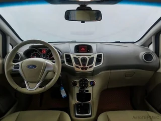Фото Ford Fiesta MK6 с пробегом