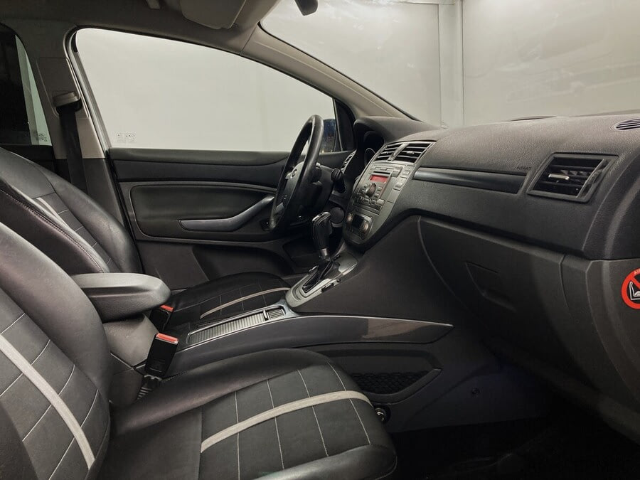 Фото Ford Kuga I с пробегом | №11