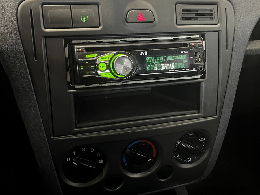 Фото Ford Fusion I Рестайлинг с пробегом | №7