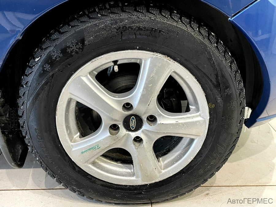 Фото Ford Fusion I Рестайлинг с пробегом | №15