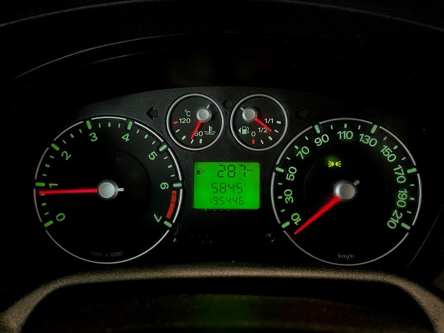 Фото Ford Fusion I Рестайлинг с пробегом | №6