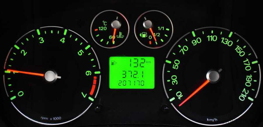 Фото Ford Fusion I Рестайлинг с пробегом | №6