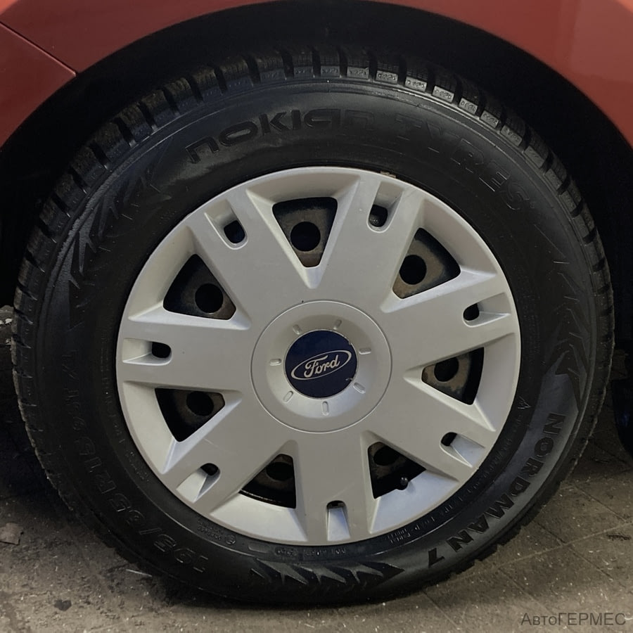 Фото Ford Fusion I Рестайлинг с пробегом | №14 Фото Ford Fusion I Рестайлинг с пробегом | №14