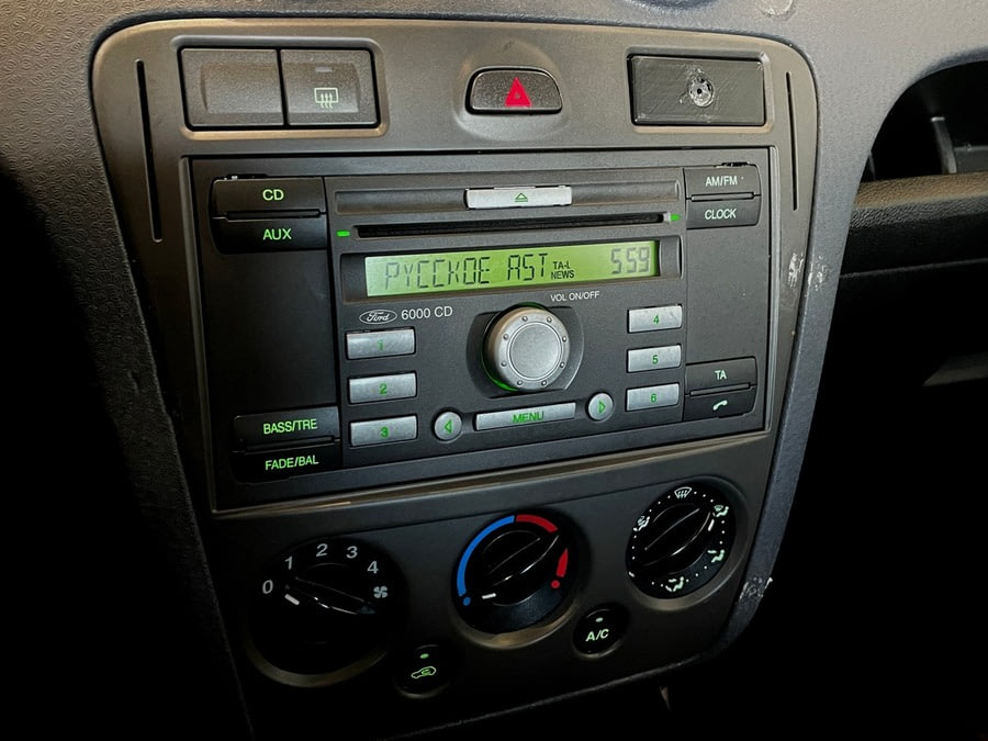 Фото Ford Fusion I Рестайлинг с пробегом | №7