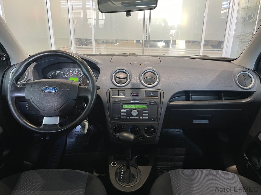 Фото Ford Fusion I Рестайлинг с пробегом | №5