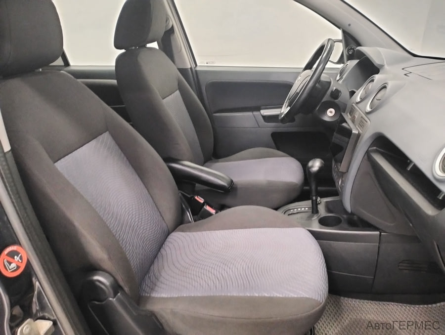 Фото Ford Fusion I Рестайлинг с пробегом | №11 Фото Ford Fusion I Рестайлинг с пробегом | №11