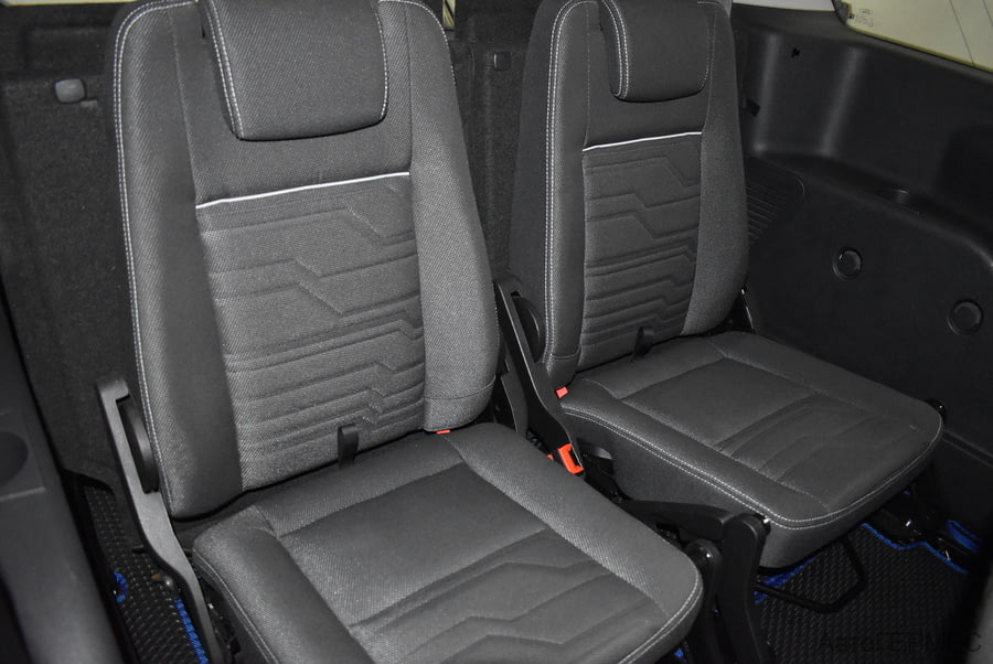 Фото Ford Tourneo Connect II с пробегом | №16 Фото Ford Tourneo Connect II с пробегом | №16