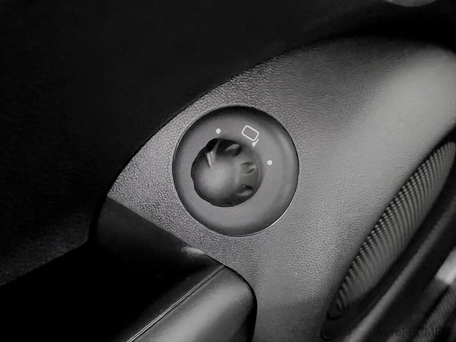 Фото MINI Hatch II (R56) Рестайлинг с пробегом | №10