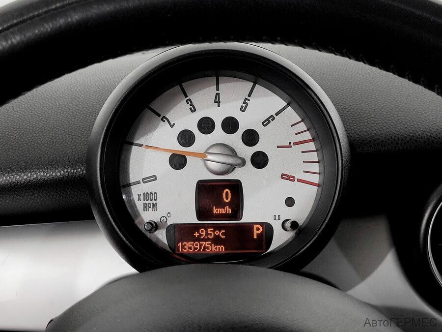 Фото MINI Hatch II (R56) Рестайлинг с пробегом | №6