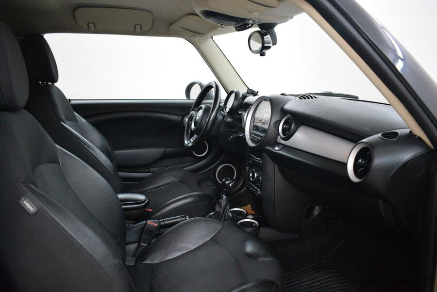 Фото MINI Clubman I Рестайлинг с пробегом | №8