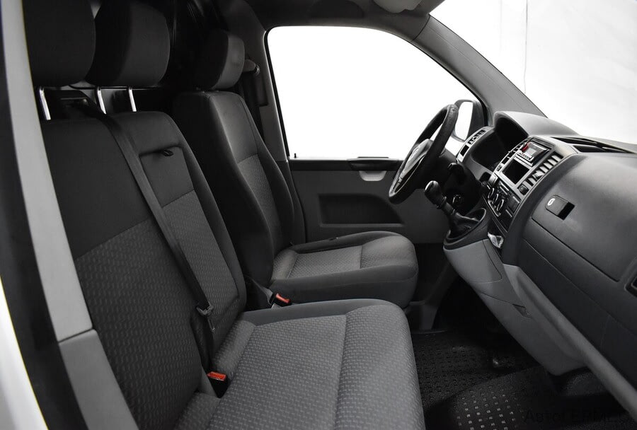 Фото Volkswagen Transporter T5 Рестайлинг с пробегом | №8