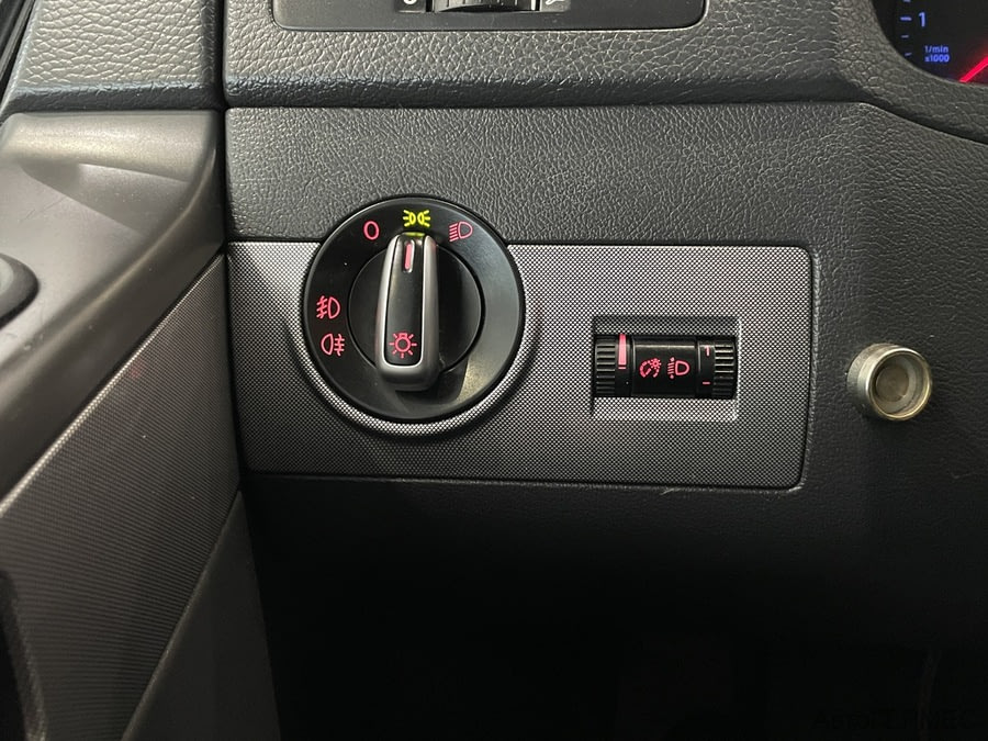 Фото Volkswagen Multivan T5 с пробегом | №9