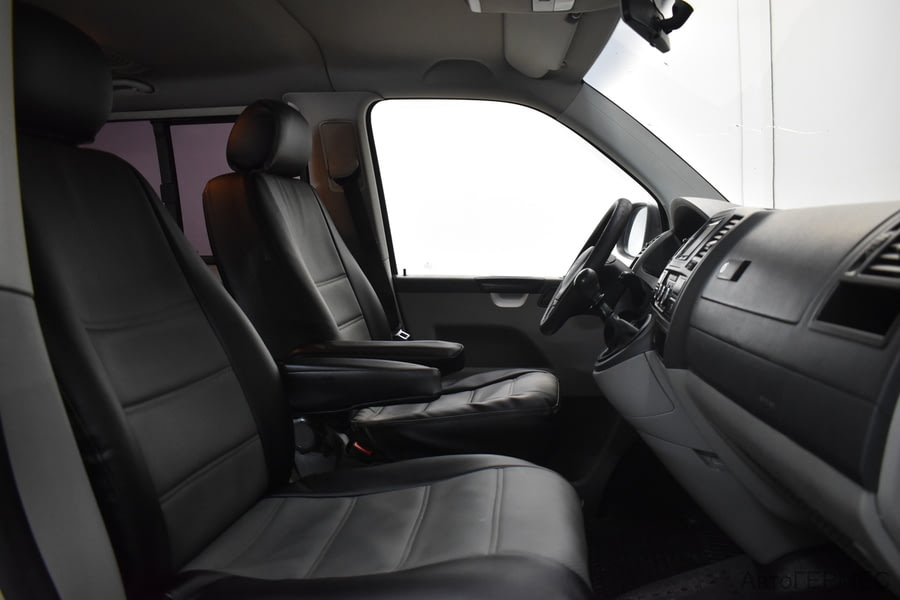 Фото Volkswagen Caravelle T5 Рестайлинг с пробегом | №11 Фото Volkswagen Caravelle T5 Рестайлинг с пробегом | №11