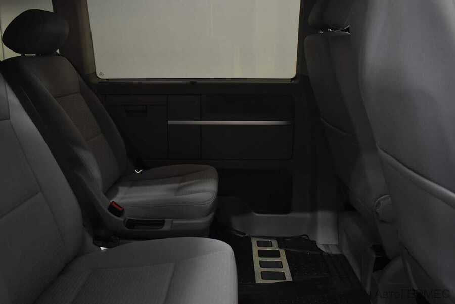 Фото Volkswagen Multivan T5 Рестайлинг с пробегом | №10
