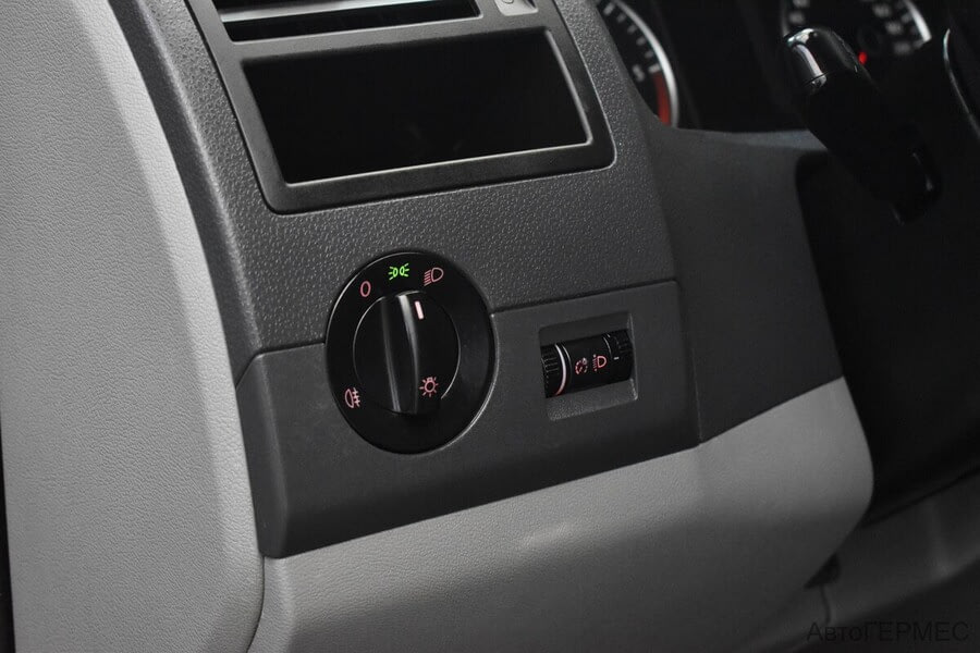 Фото Volkswagen Caravelle T5 Рестайлинг с пробегом | №10