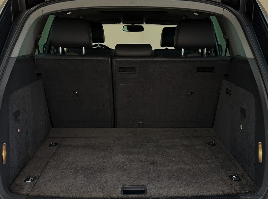 Фото Volkswagen Touareg I с пробегом | №14