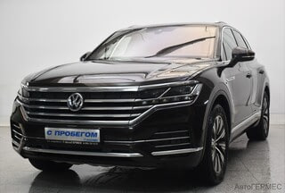 Фото Volkswagen Touareg III с пробегом