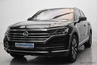 Фото Volkswagen Touareg III с пробегом