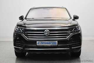 Фото Volkswagen Touareg III с пробегом