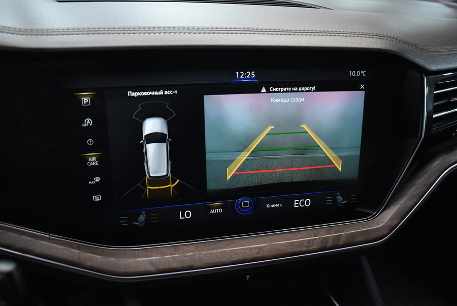 Фото Volkswagen Touareg III с пробегом | №13