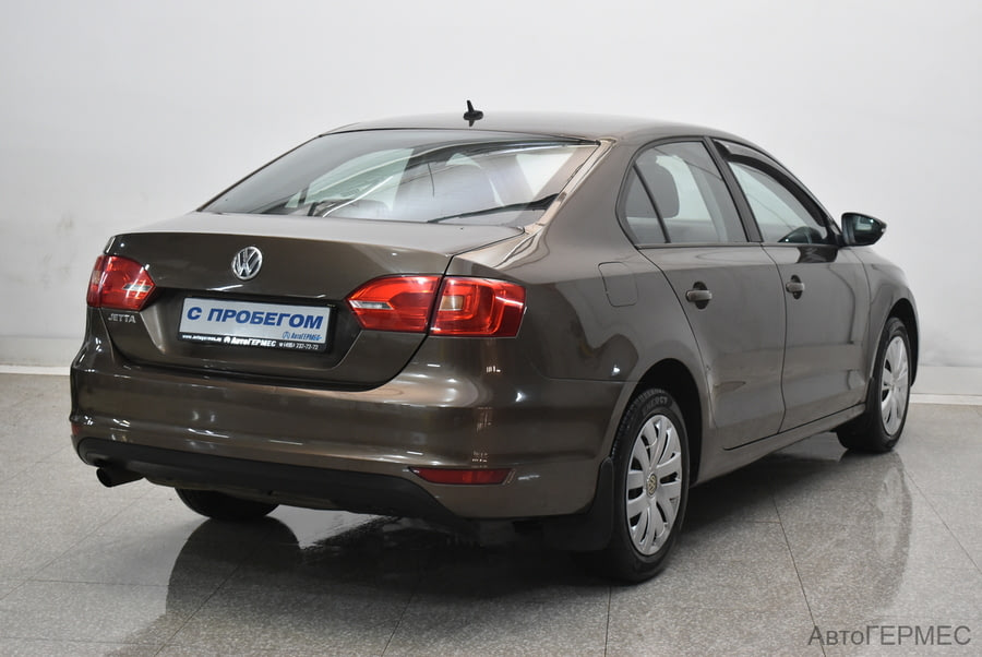 Фото Volkswagen Jetta VI с пробегом | №4