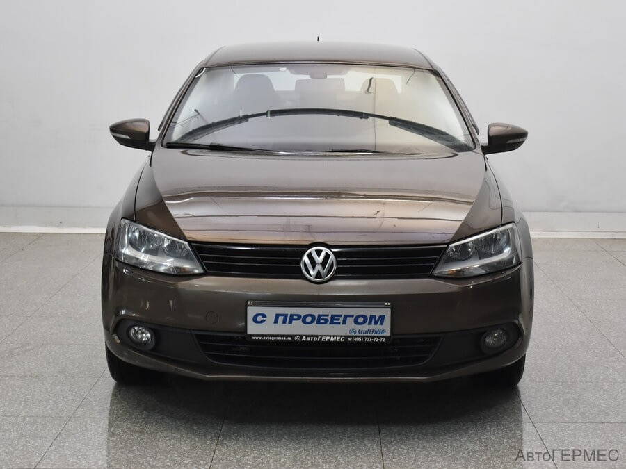 Фото Volkswagen Jetta VI с пробегом | №2