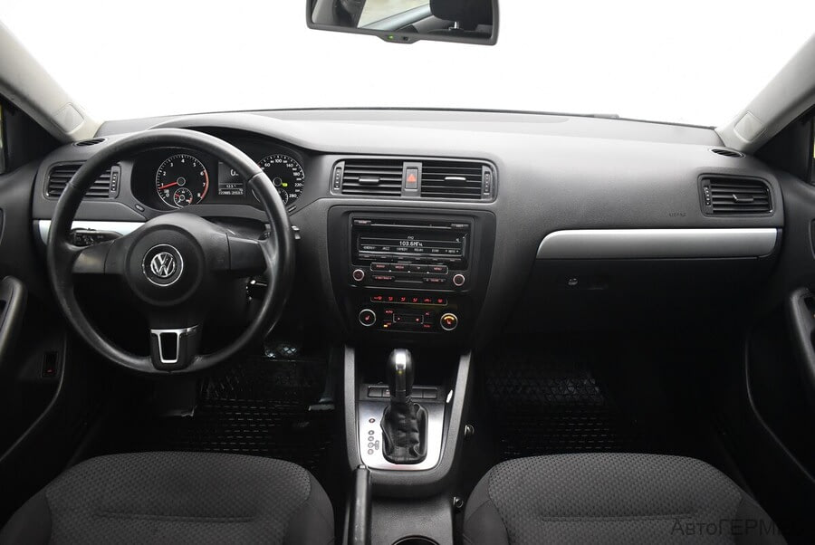 Фото Volkswagen Jetta VI с пробегом | №5