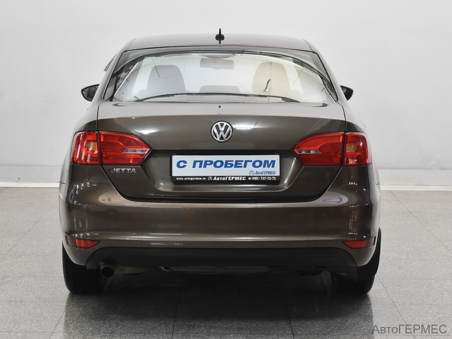 Фото Volkswagen Jetta VI с пробегом | №3