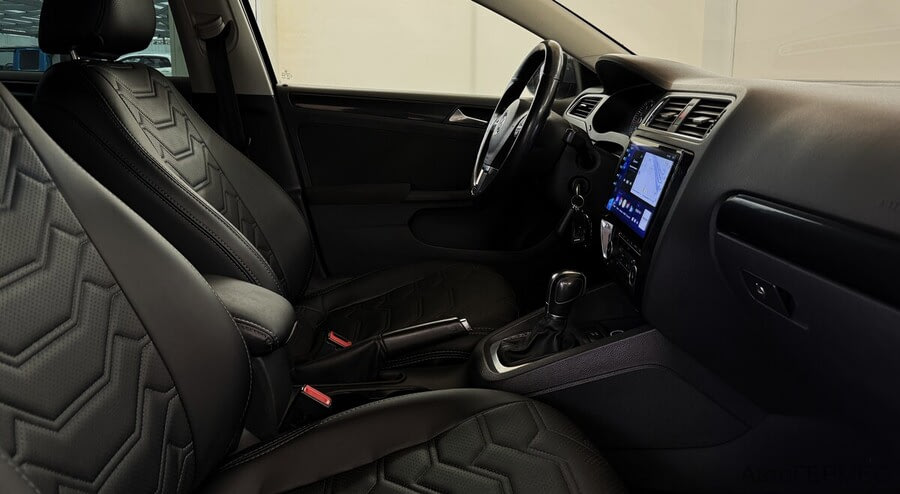 Фото Volkswagen Jetta VI с пробегом | №12 Фото Volkswagen Jetta VI с пробегом | №12