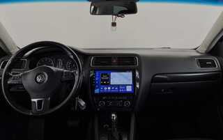 Фото Volkswagen Jetta VI с пробегом