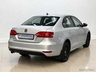 Фото Volkswagen Jetta VI с пробегом