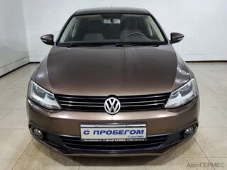 Фото Volkswagen Jetta VI с пробегом